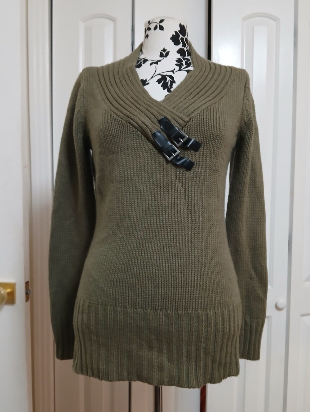 VENUS Olive Green Knit Sweater with Buckle Accents